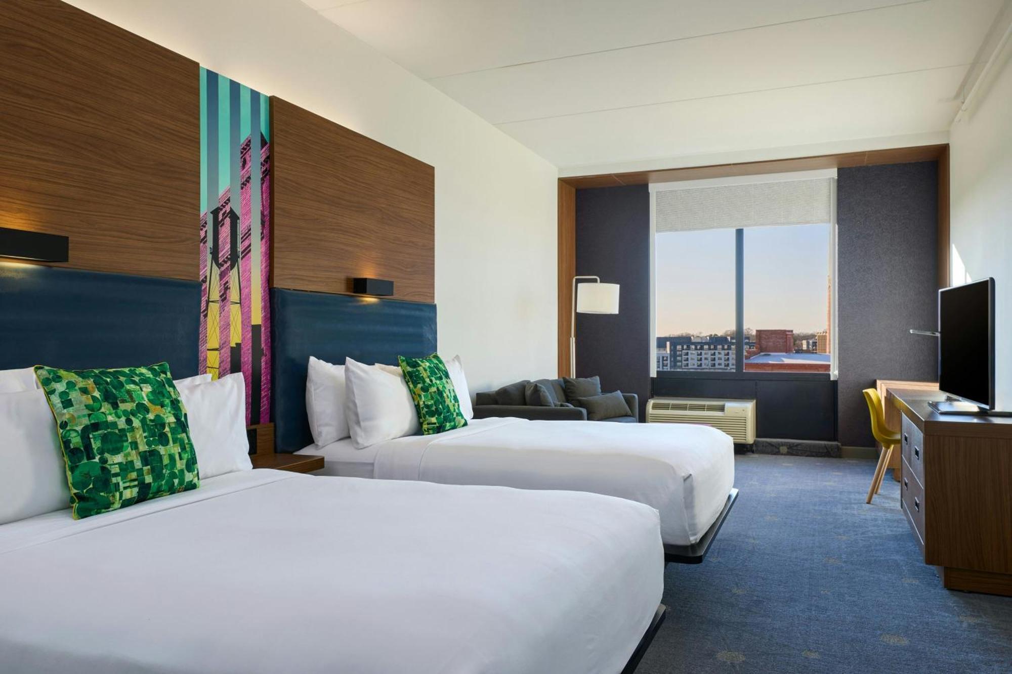 Отель Aloft Durham Downtown Экстерьер фото