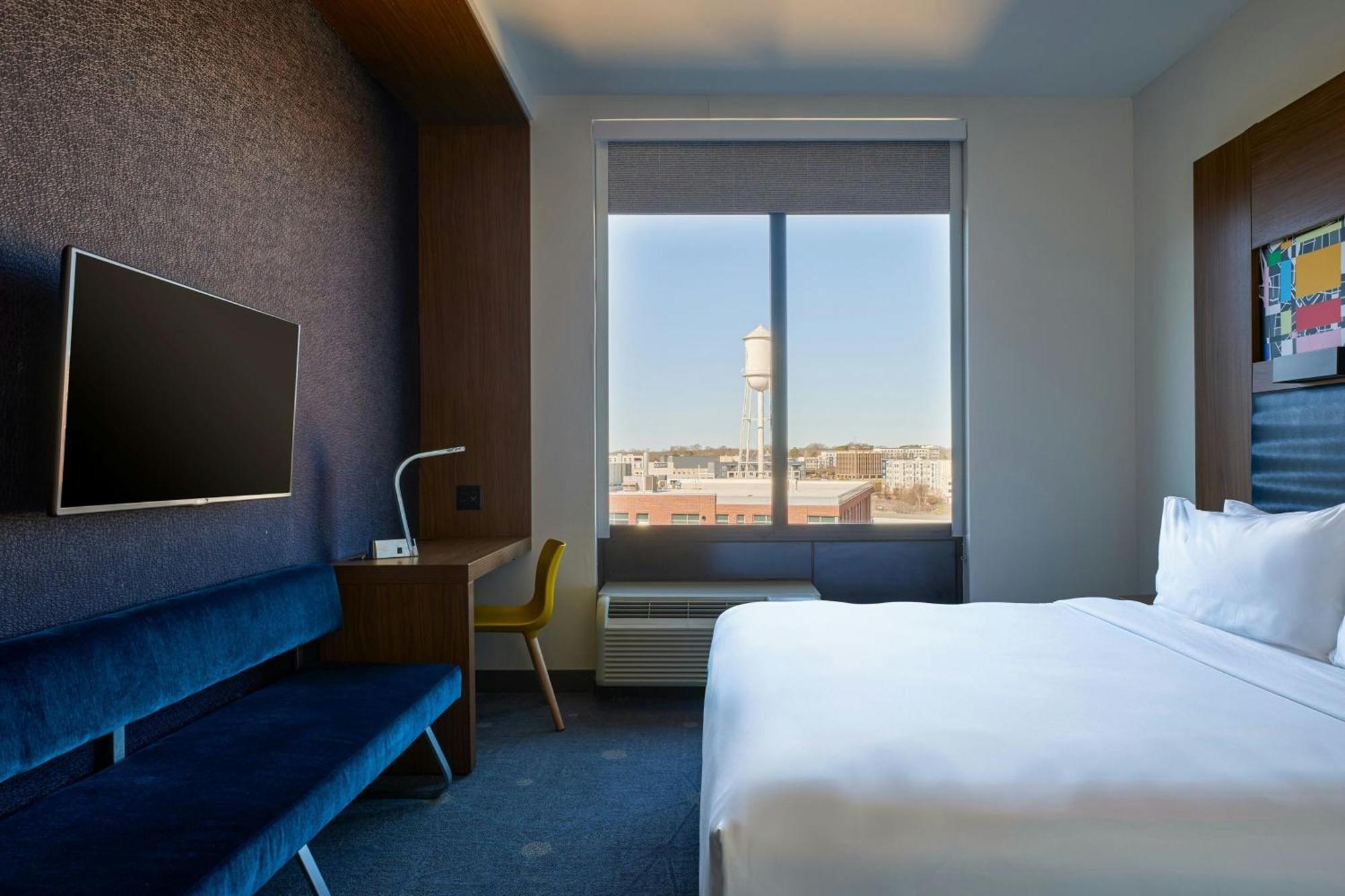 Отель Aloft Durham Downtown Экстерьер фото